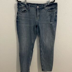 Silver Jeans- Elyse Jeans- mid rise- ankle- Size 34